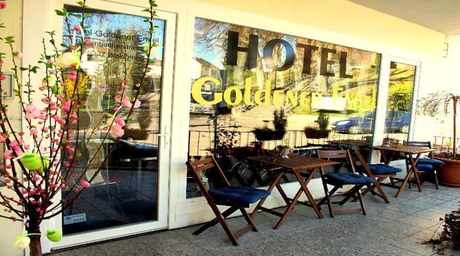 Hotel Goldener Engel วัลด์บรอนน์ ภายนอก รูปภาพ